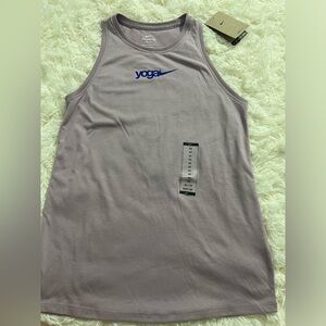 The Nike Tee Dri Fit XS new with tags